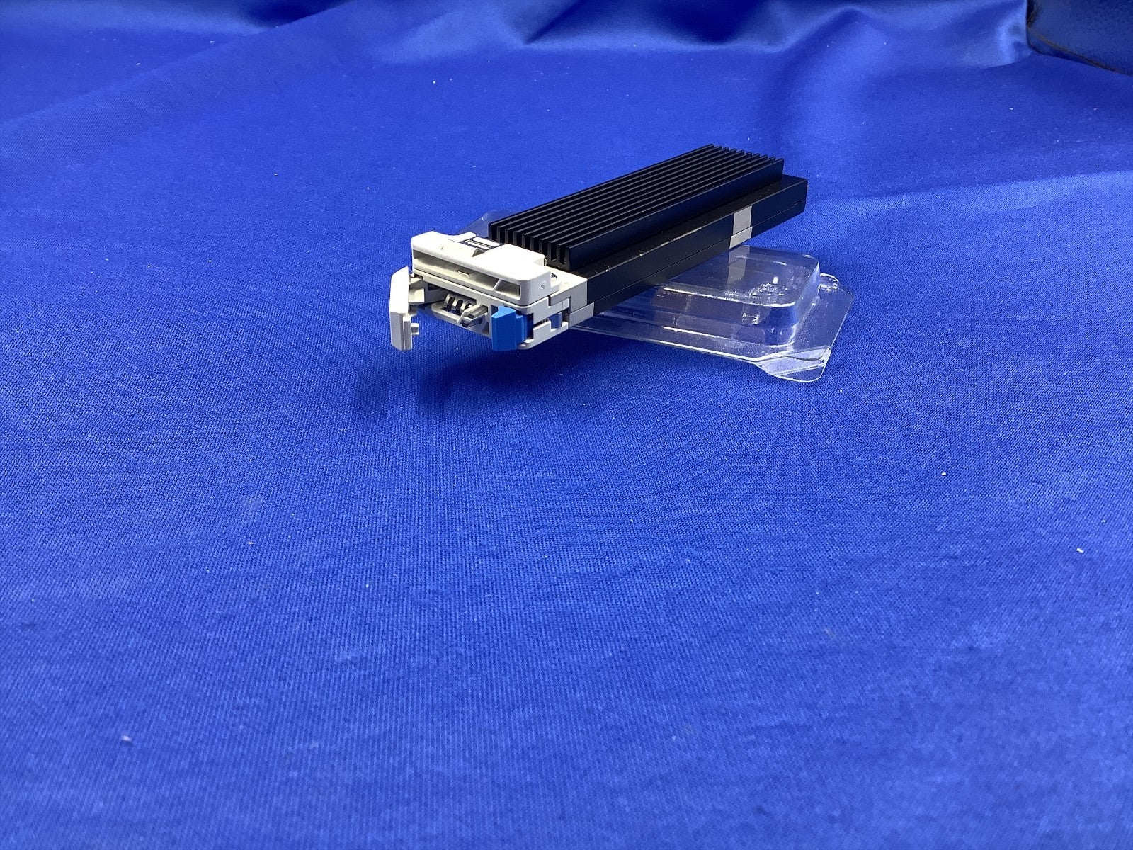 MICRON DELL 08G76D 7450 PRO 7.68TB NVME E1.S PCIe4.0 SSD MTFDKCE7T6TFR 8G76D