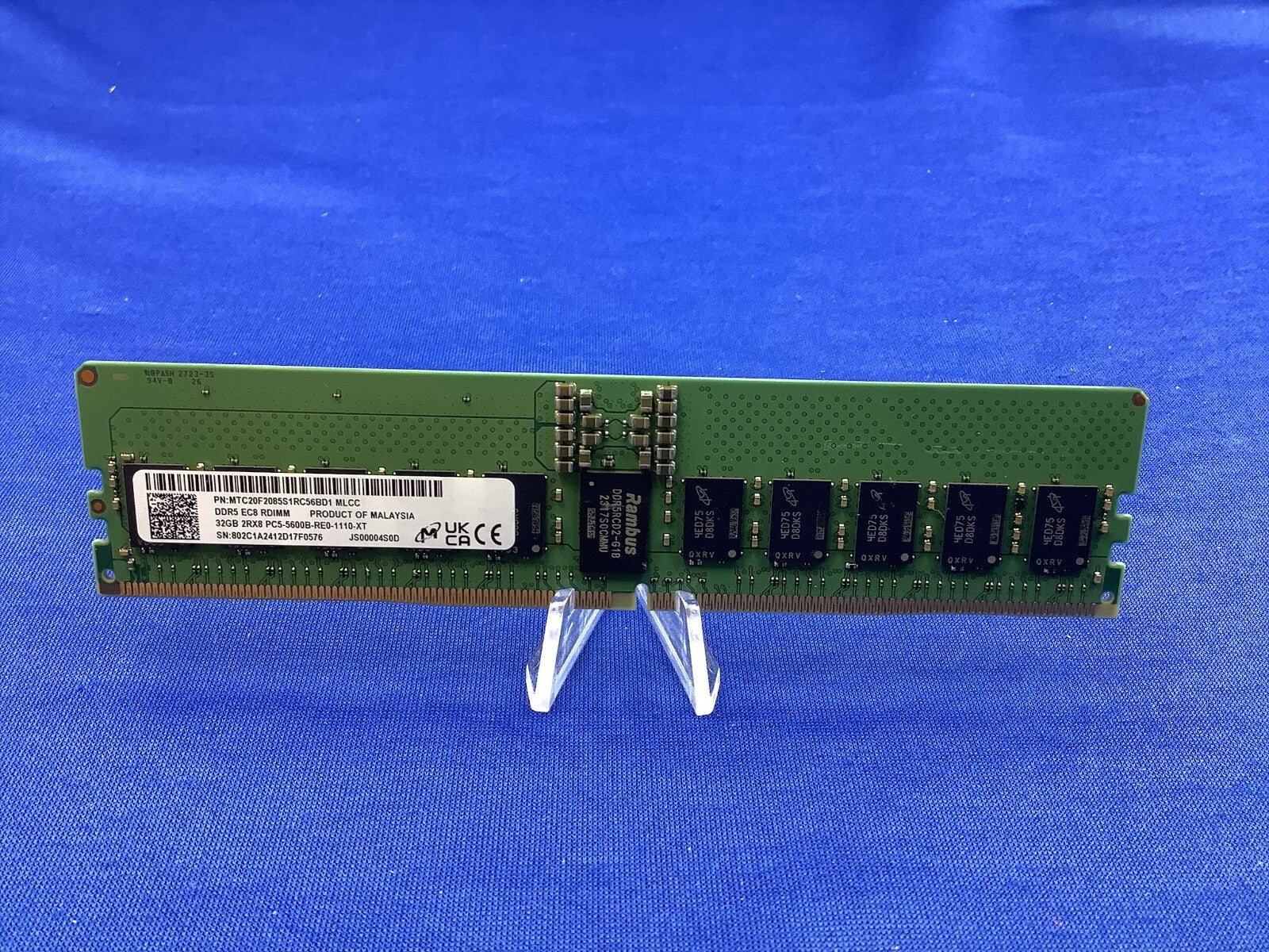 MTC20F2085S1RC56BD1 MICRON 32GB (1X32GB) 2RX8 PC5-5600B RDIMM MEMORY