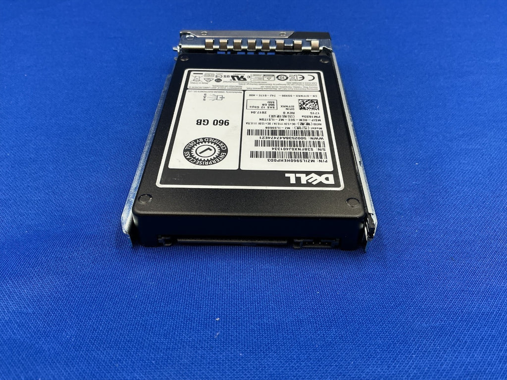 07FNRX Dell Enterprise Plus PM1633a 960GB SAS 12Gbps Read Intensive 2.5in SSD