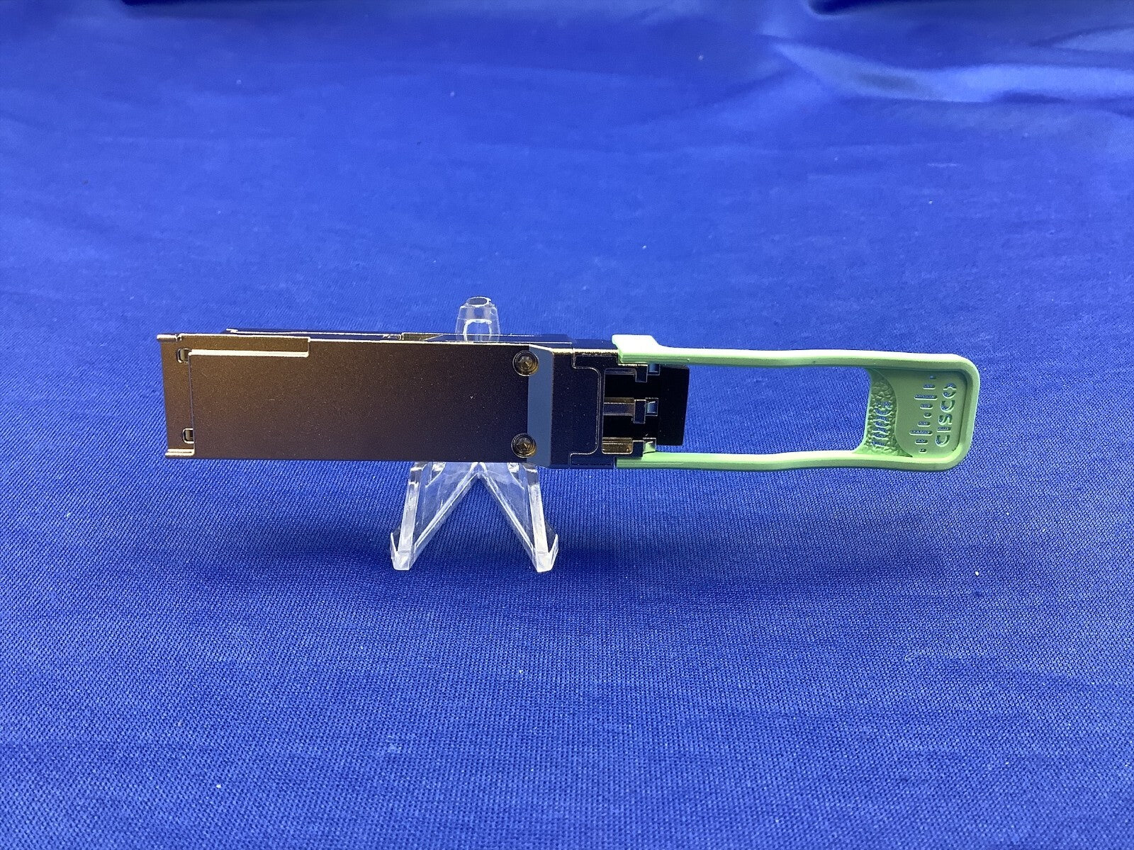 QSFP-100G-FR-S CISCO 100GBASE-FR1 QSFP  2km over SMF Transceiver