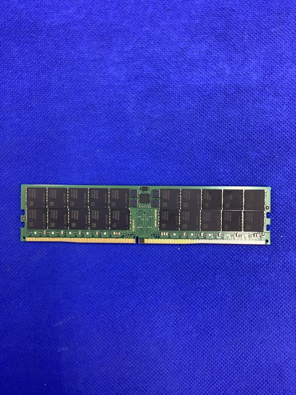 M321R8GA0BB0-CQK SAMSUNG 64GB (1X64GB) 2RX4 PC5-4800B MEMORY