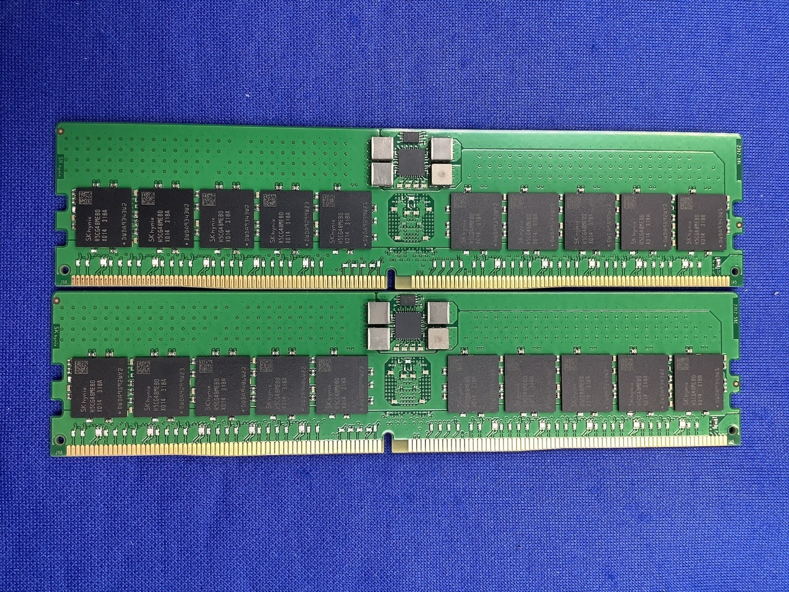 HMCG88MEBRA113N HYNIX 32GB (1X32GB) 2RX8 PC5-4800B RDIMM MEMORY