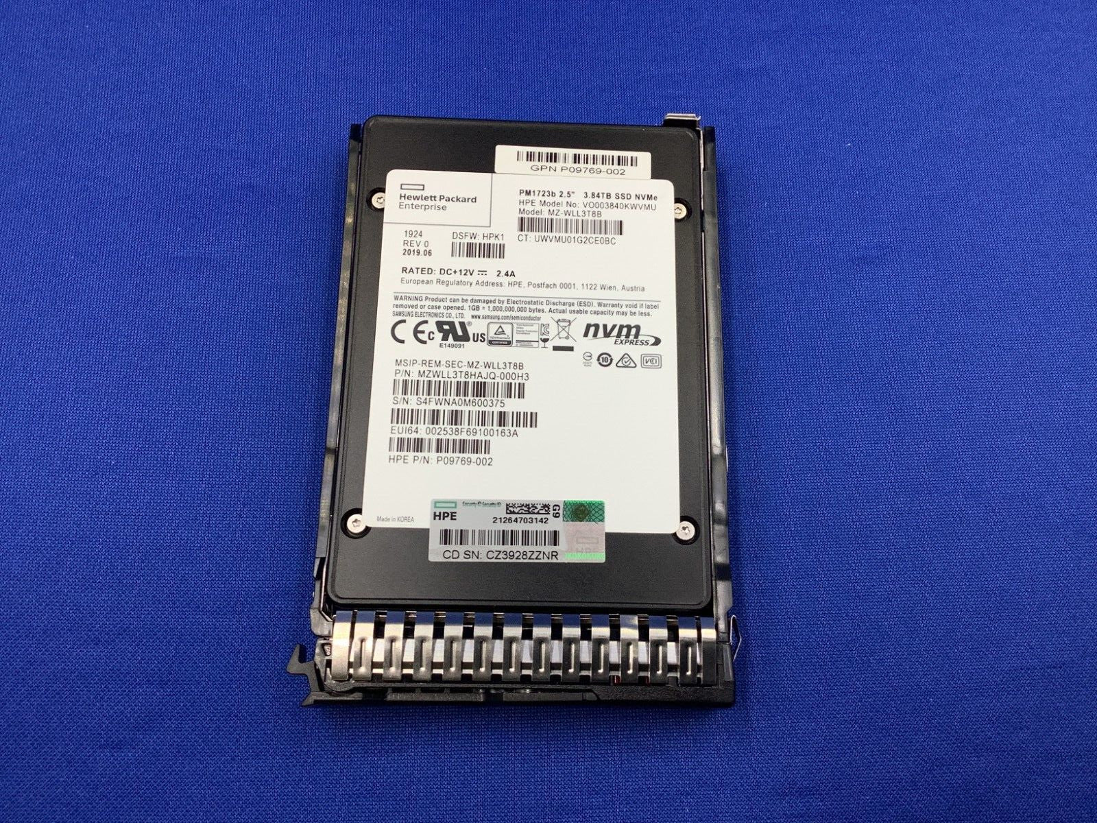 P10216-B21 HPE 3.84TB NVME GEN3 RI SFF SCN U.2 PE6011 SSD P10467-001 P09769-002