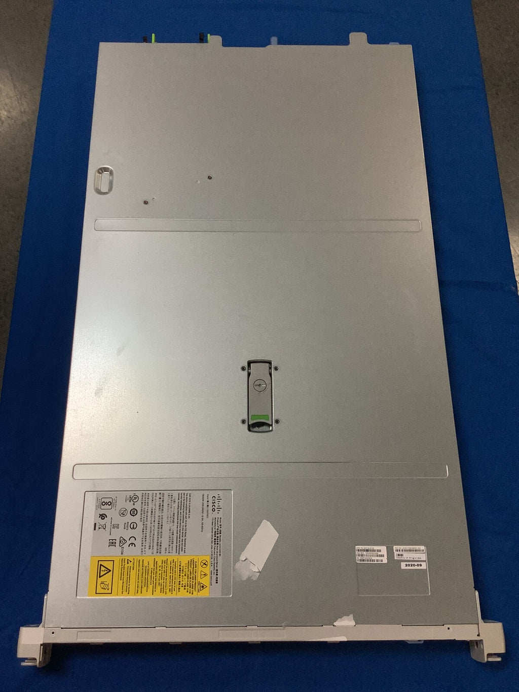 Cisco UCSC-C220-M5SX 10-Bay Barebones ; MOBO# 15015-1, 2x1600W PSU, RAID BATTERY