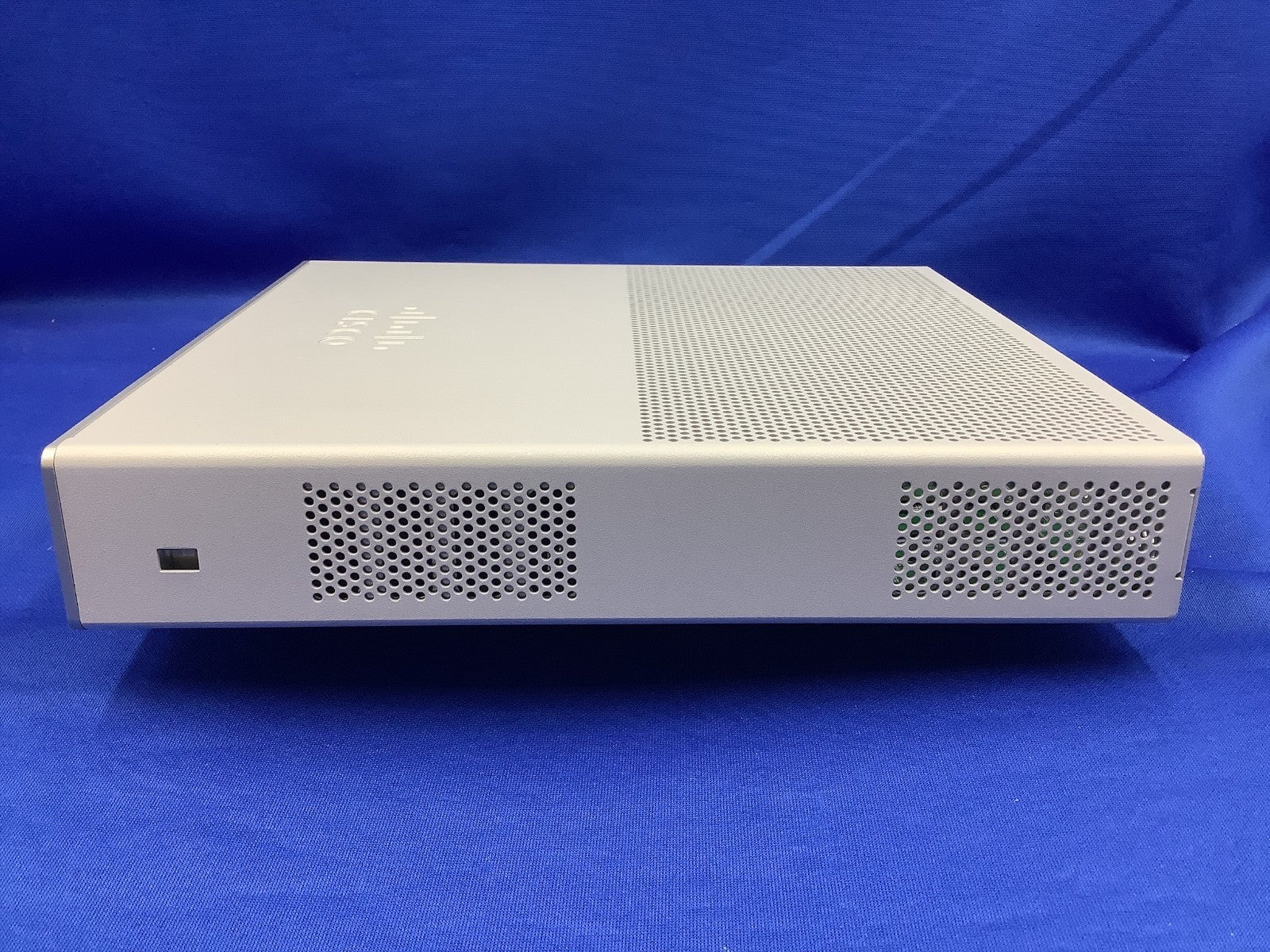 NOB Cisco C9800-L-F-K9 Catalyst 9800-l Wireless Controller Network Management