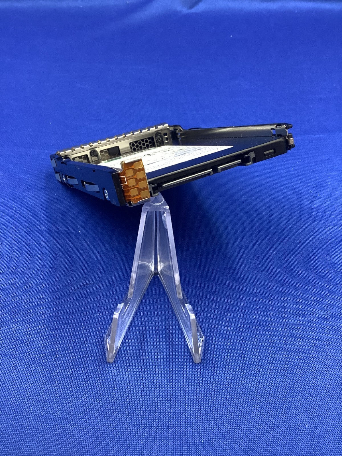 P18431-B21 HPE 7.68TB SATA 6G Read Intensive MV sc sff 2.5inch SSD P18486-001