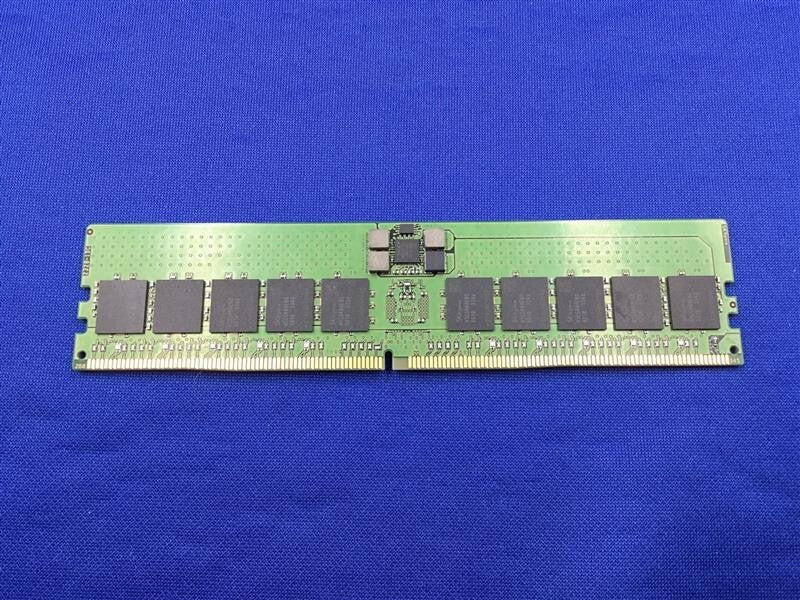 HMCG88AEBRA168N HYNIX 32GB (1X32GB) 2RX8 PC5-4800B RDIMM MEMORY