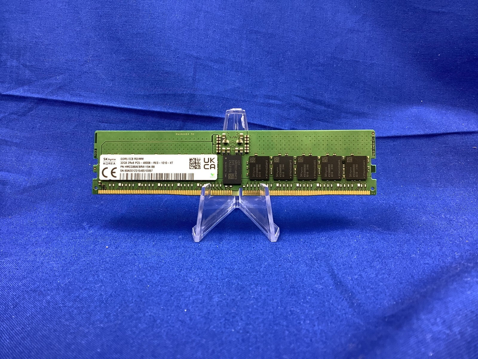 HMCG88AEBRA115N  HYNIX 32GB  2RX8 PC5-4800B SERVER MEMORY