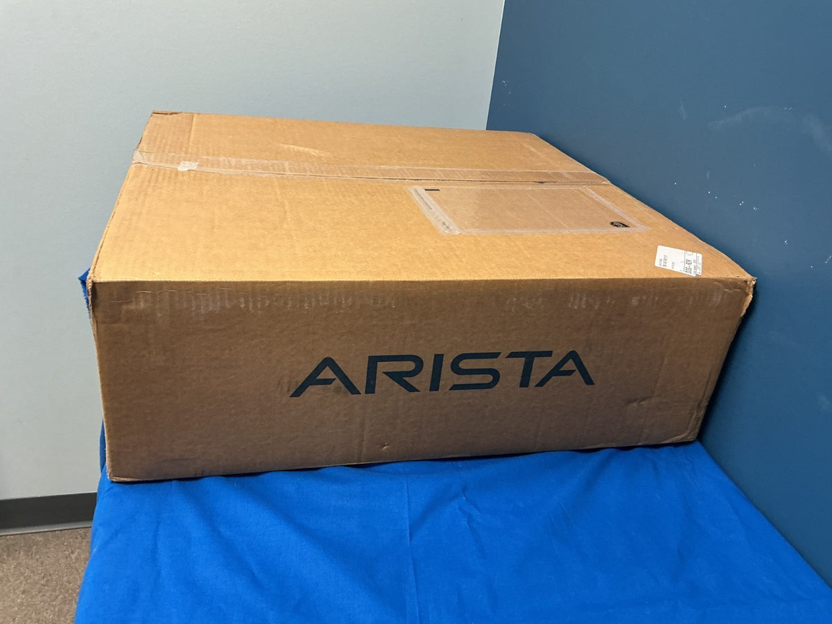 NEW DCS-7050SX3-48YC8-F ARISTA 7050X3 48x25GbE SFP & 8x100GbE QSFP switch