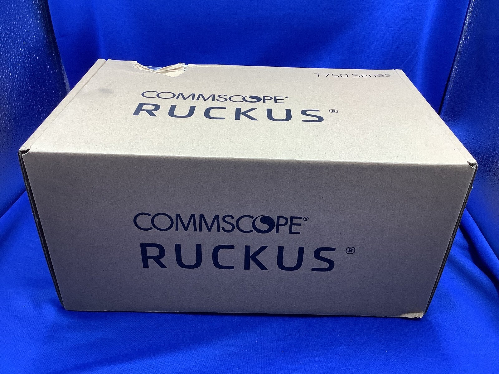 901-T750-US01 RUCKUS COMMSCOPE T750 Series Outdoor Wireless Access Point