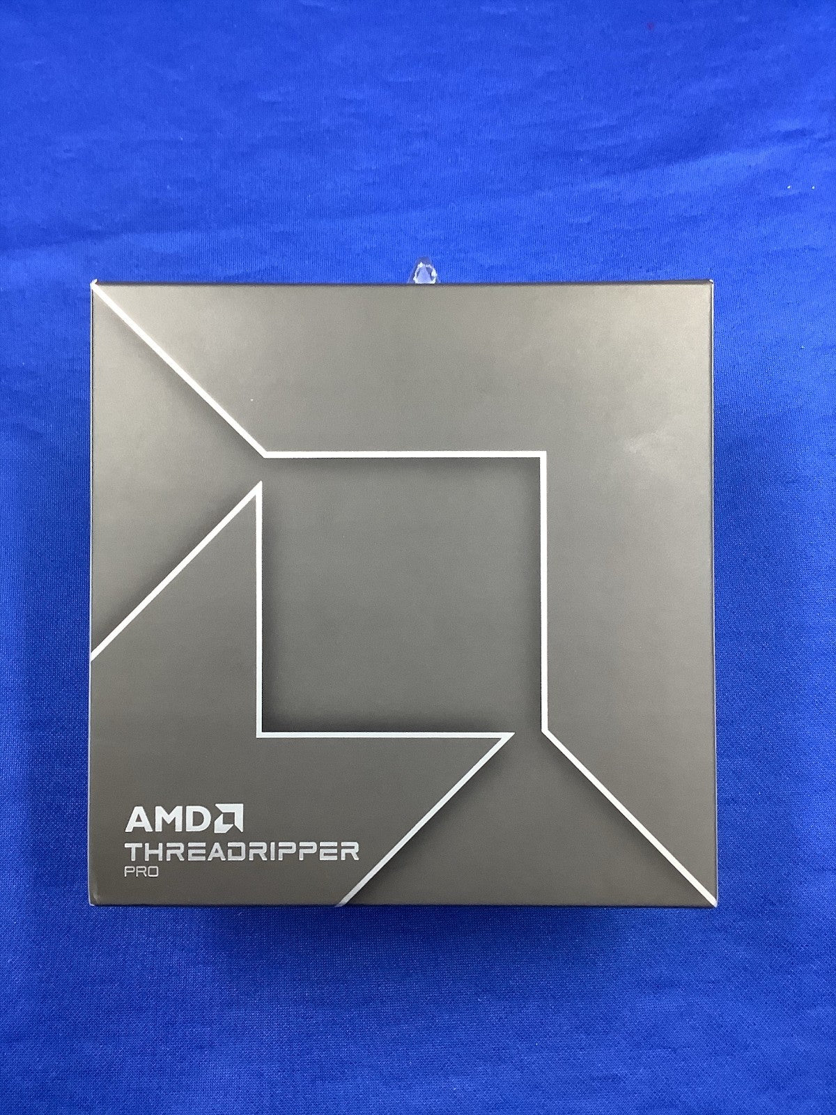 AMD Ryzen Threadripper Pro 7995WX 96-Core 2.5GHz sTR5 Processor 100-000000884