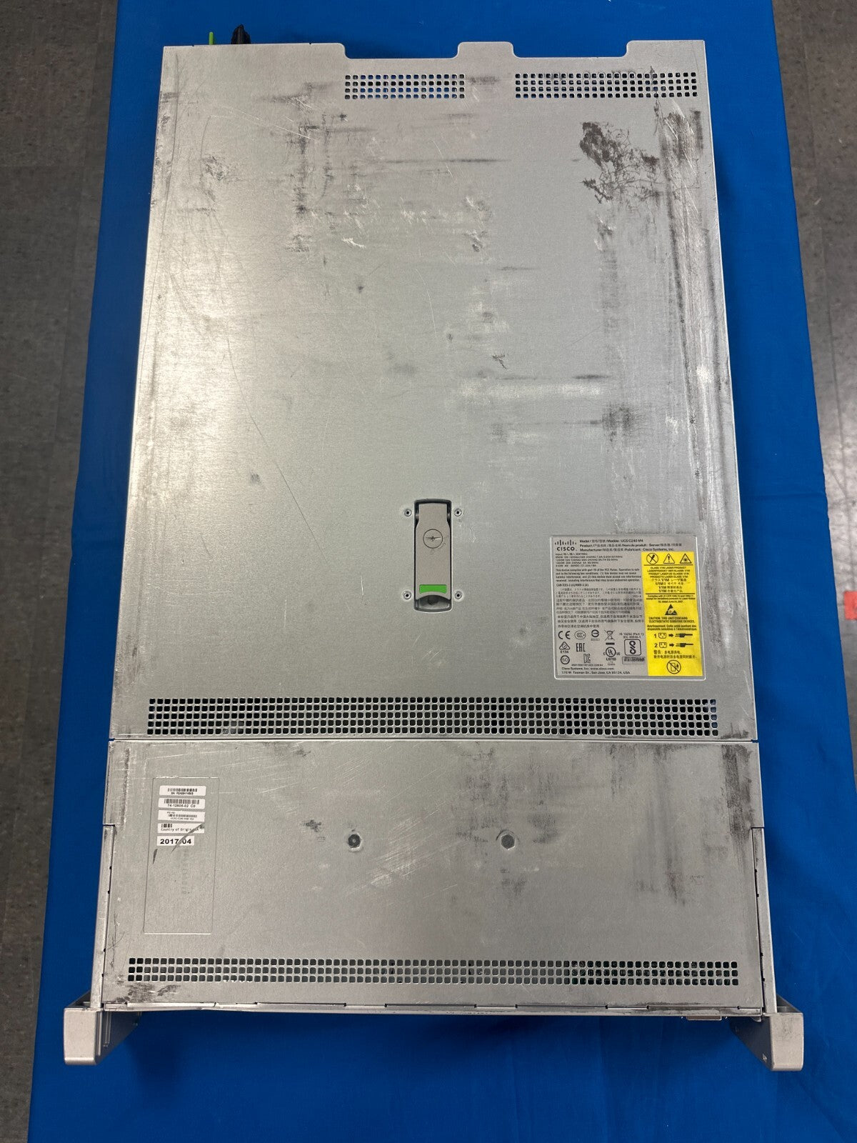 Cisco C240 M4S 8xSFF 2U server; 74-12420-02 -  2x 1400W PSU, 6 x FAN, 2 heatsink