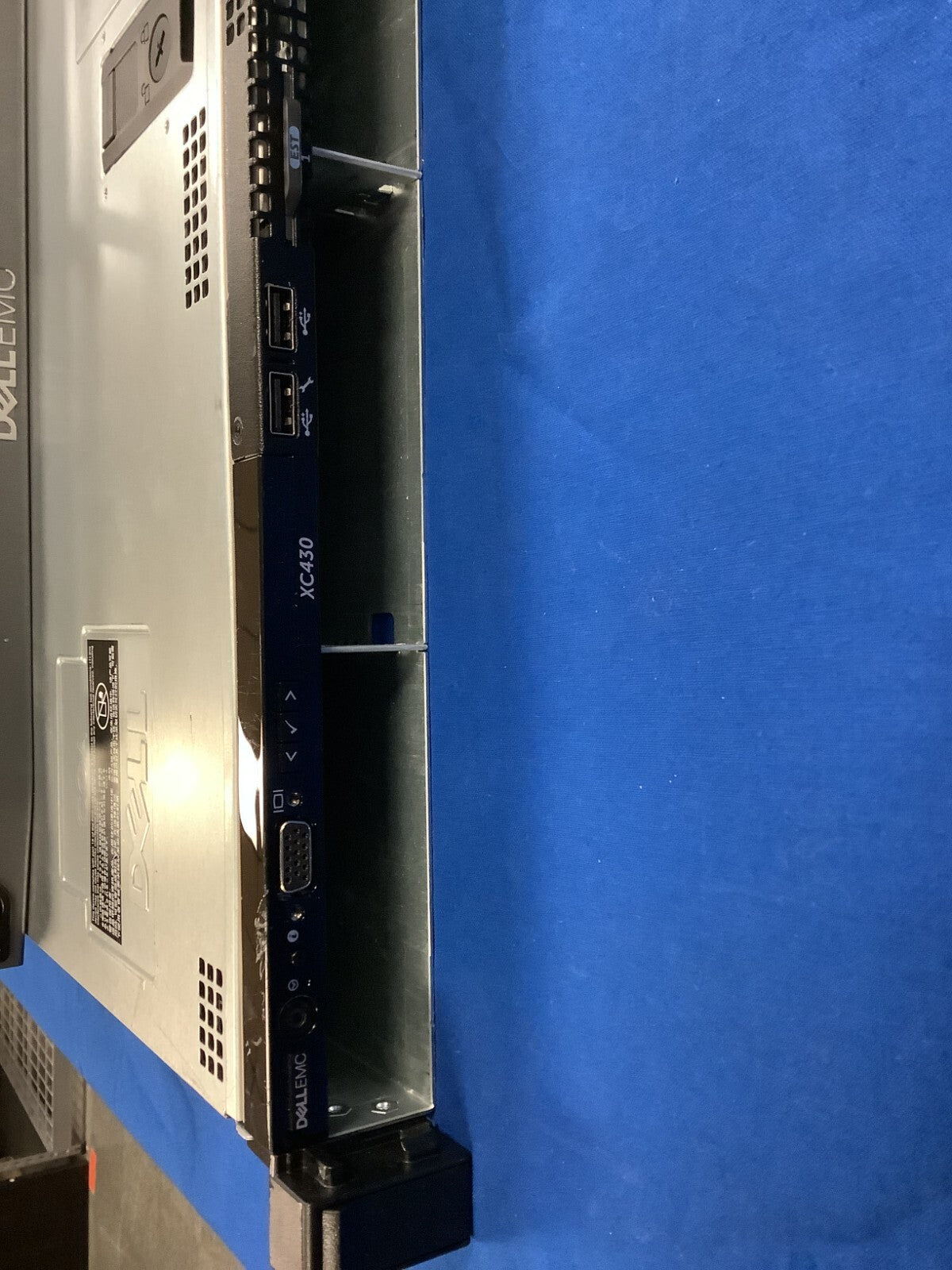 Dell EMC XC430 4-Bay 3.5" MOBO: CN7X8, 2x 550W PSU, Fans, Cables