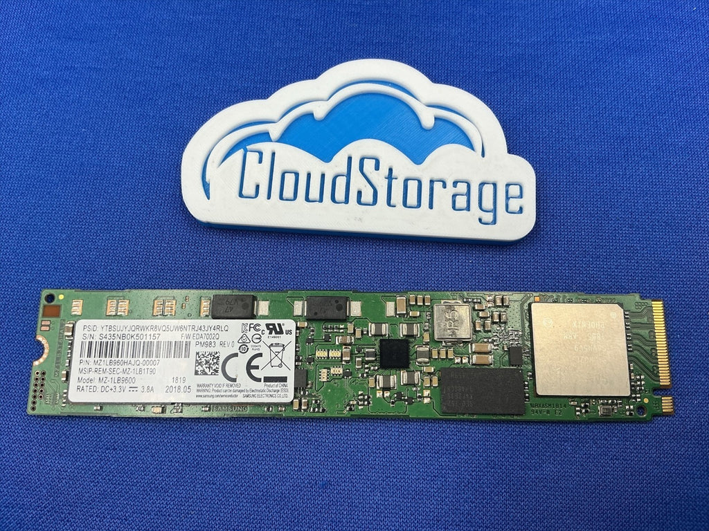 Samsung MZ-1LB9600 PM983 960GB M.2 22110 PCIe 3.0 x4 Enterprise NVMe SSD