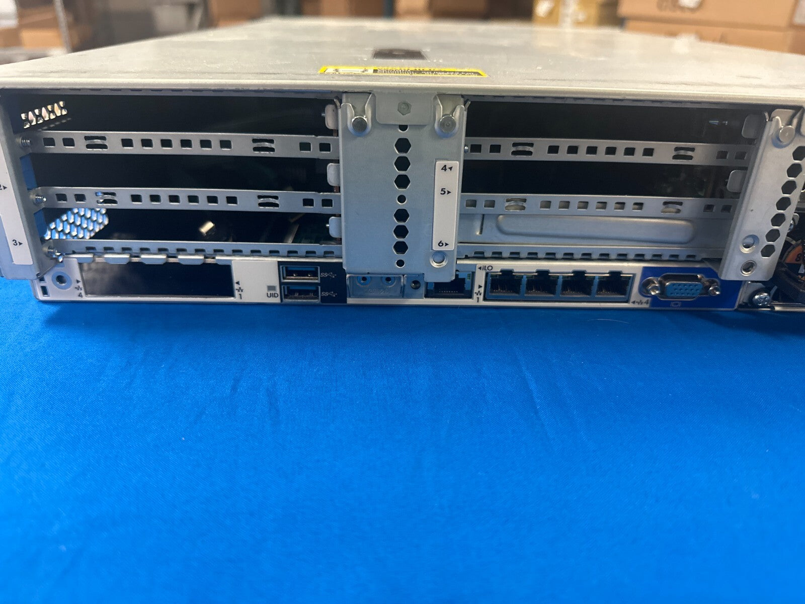 HPE PROLIANT DL380 GEN9 24SFF 843307-001 SERVER W/ Heatsink Fan 800W PSU