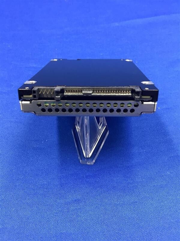KCD8XVUG12T8 Kioxia CD8-V Series 12.8TB Mixed Use PCIe 4.0 x4 (NVMe) 3DWPD 2.5