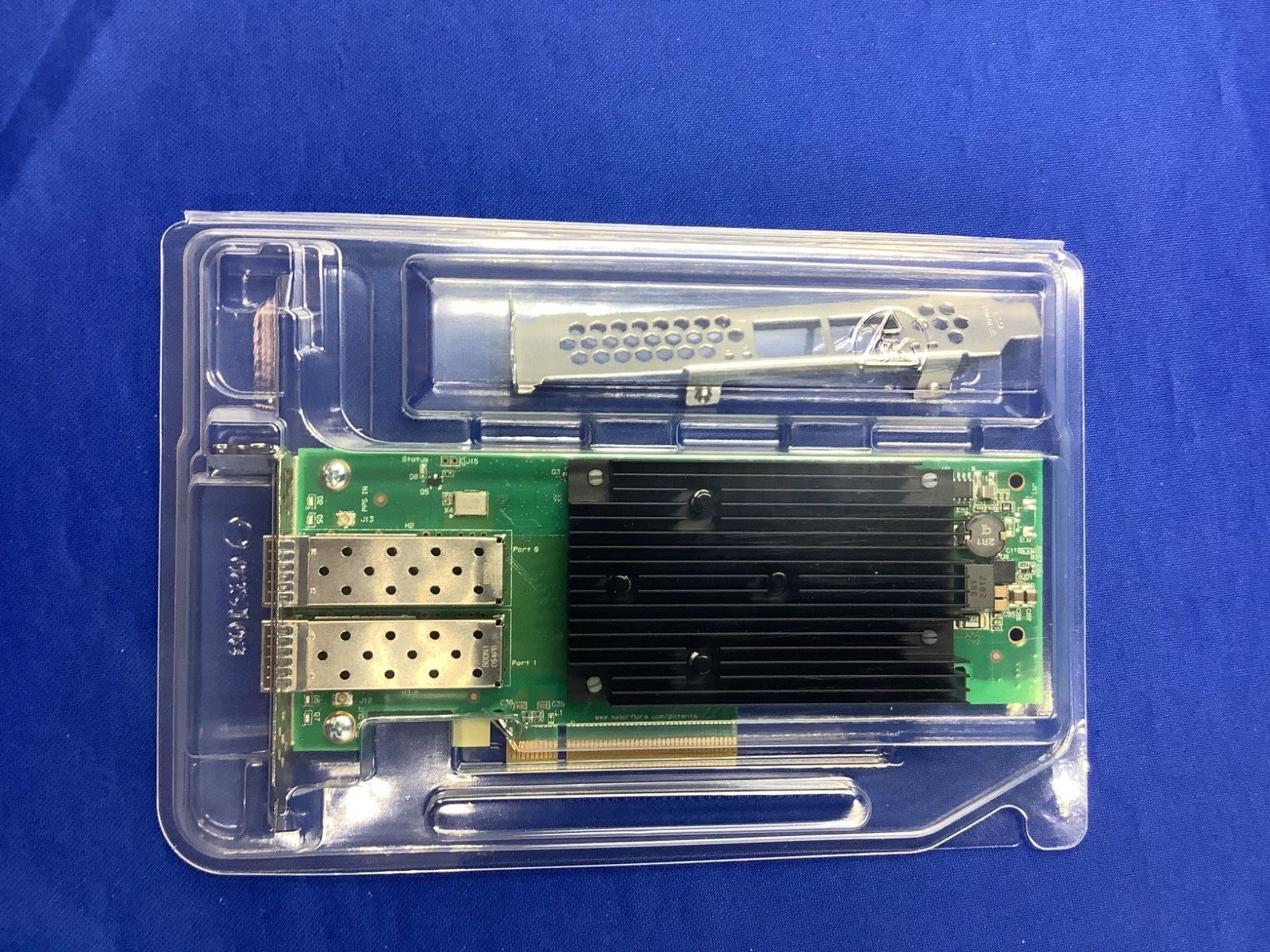 X2522-25G-PLUS Solarflare XtremeScale X2522 Dual-port 10/25GbE Adapter