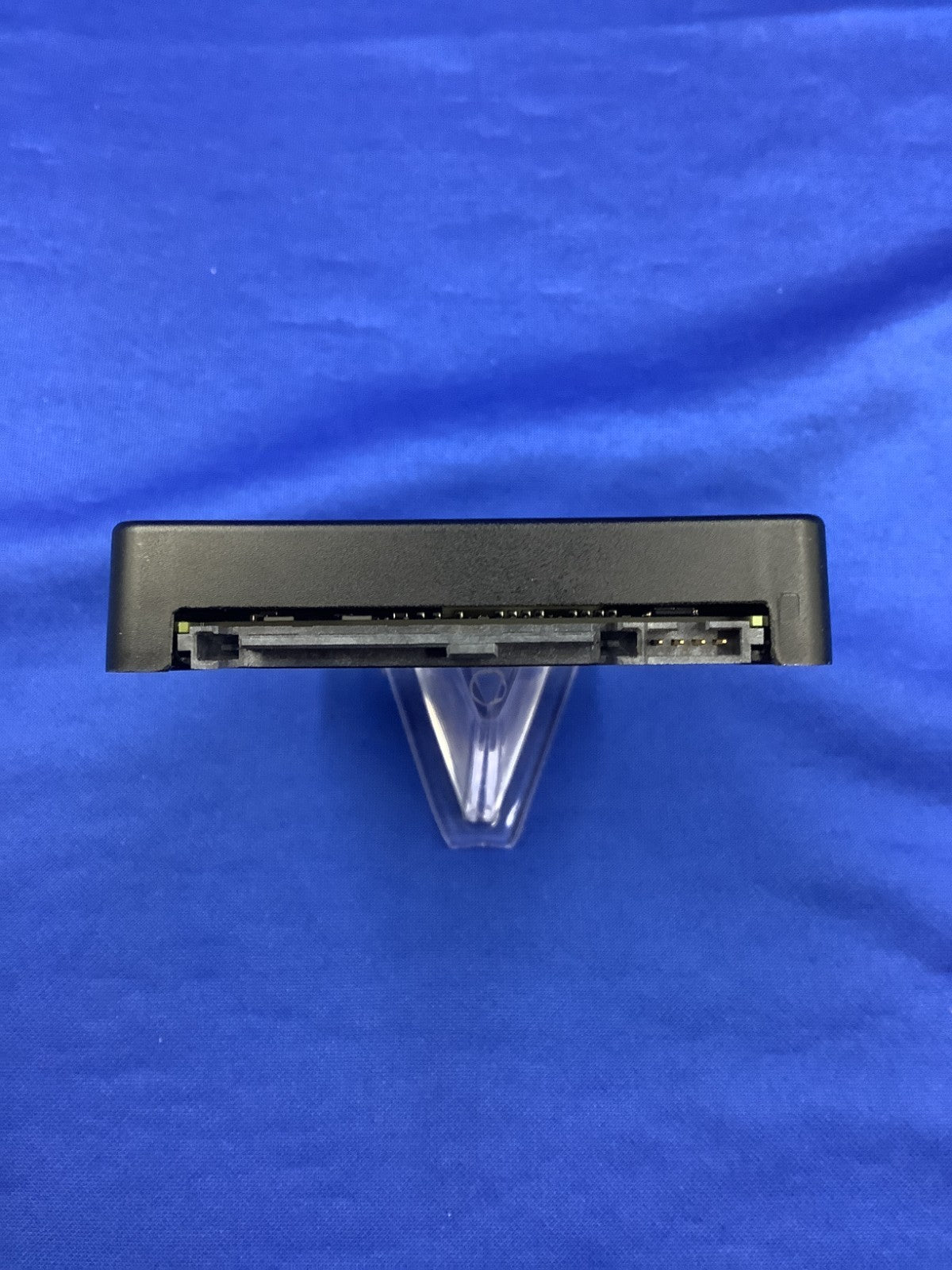 118000634 EMC Samsung PM1643 Series 7.68TB 12Gb/s SAS 2.5" SSD MZ-ILT7T6A