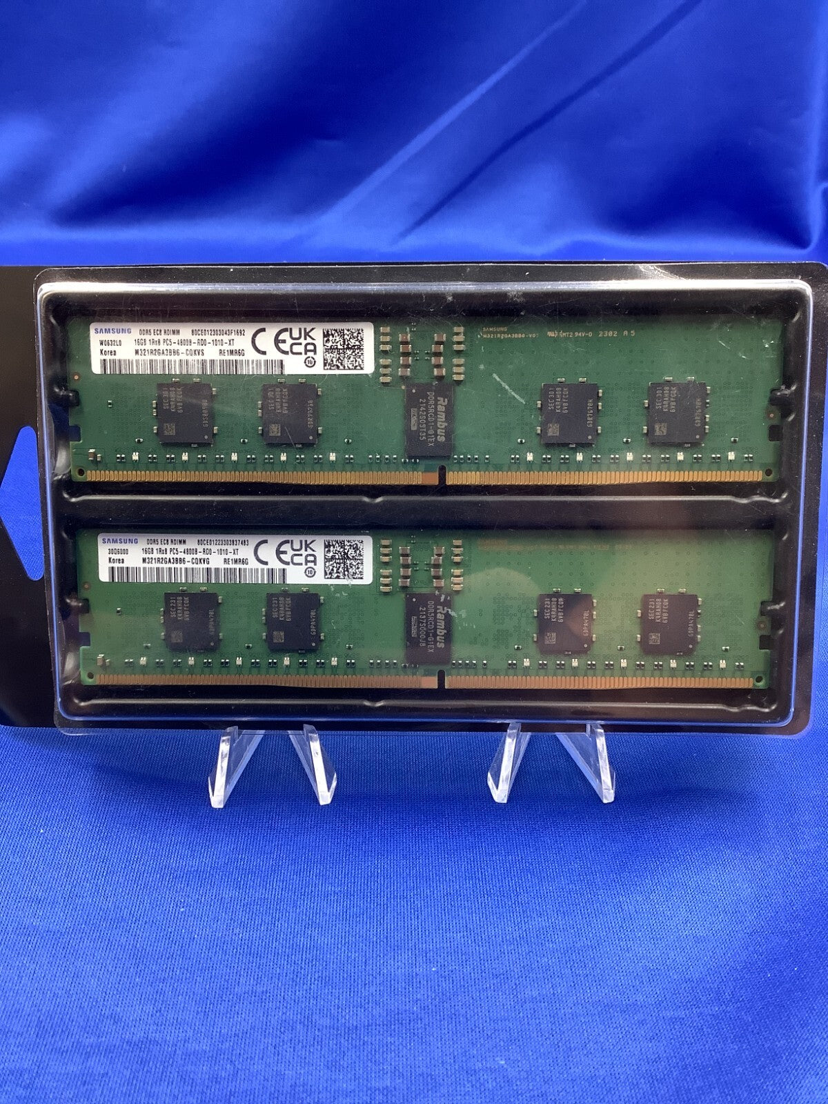 M321R2GA3BB6-CQK Samsung 16GB 1Rx8 DDR5-4800B PC5-38400 ECC Reg MEMORY