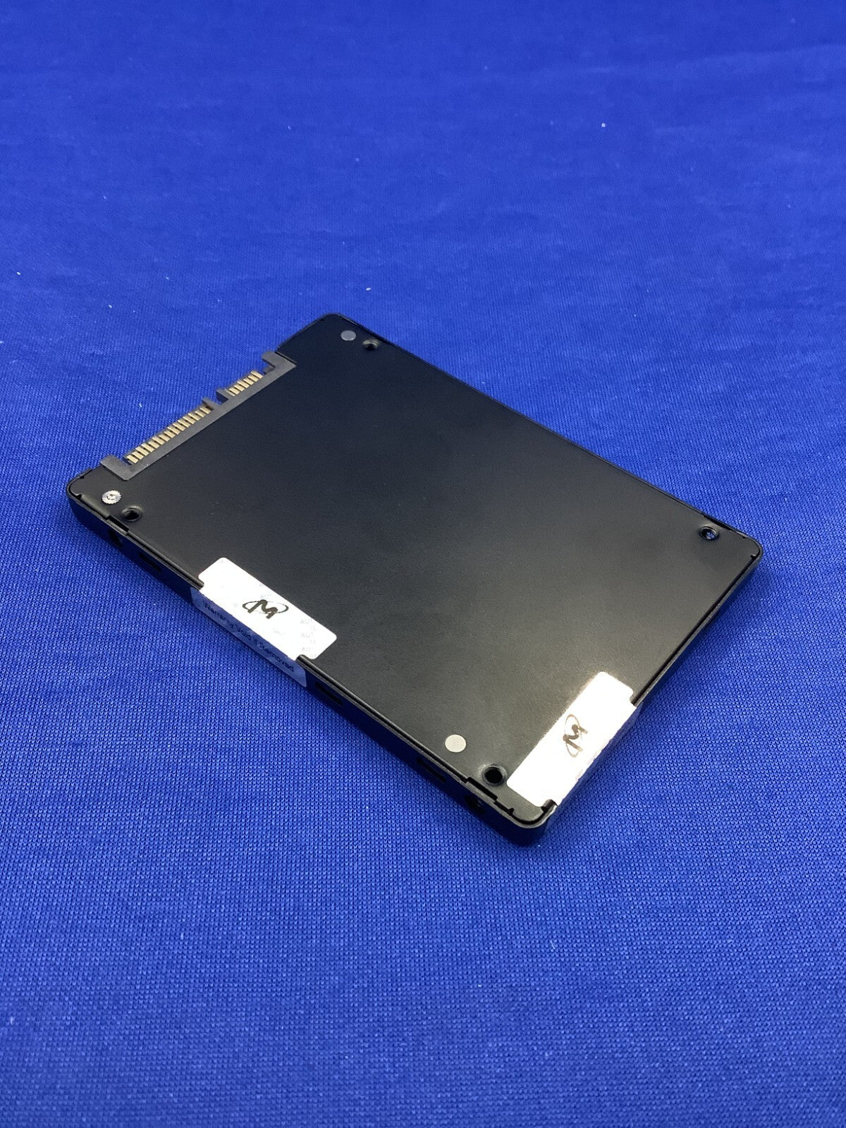 3YWPM MICRON 5300 PRO 3.84TB SATA 6Gb/s 2.5‚Äú SSD MTFDDAK3T8TDS 03YWPM