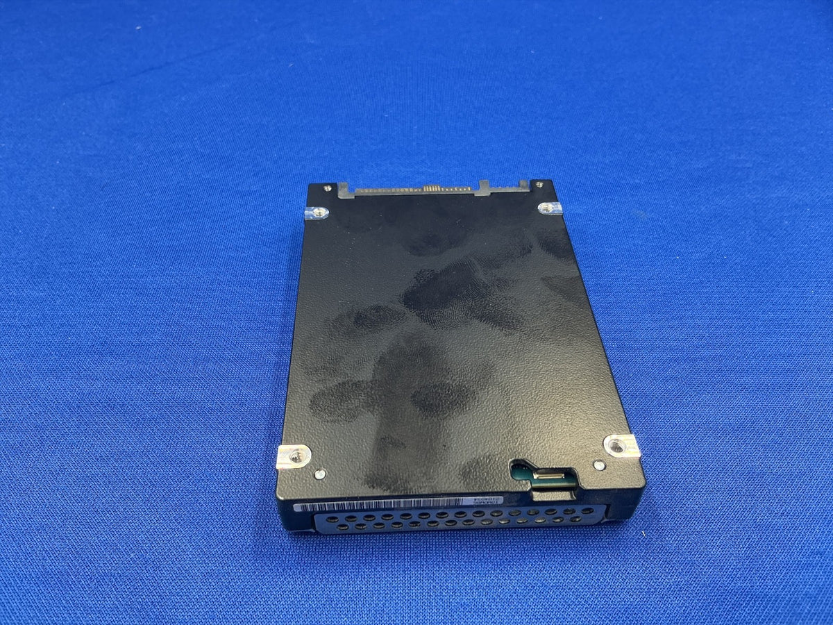 KIOXIA KCD6XLUL7T68 CD6-R 7.68Tb 2.5Inch PCI Express 4.0 NVMe SSD