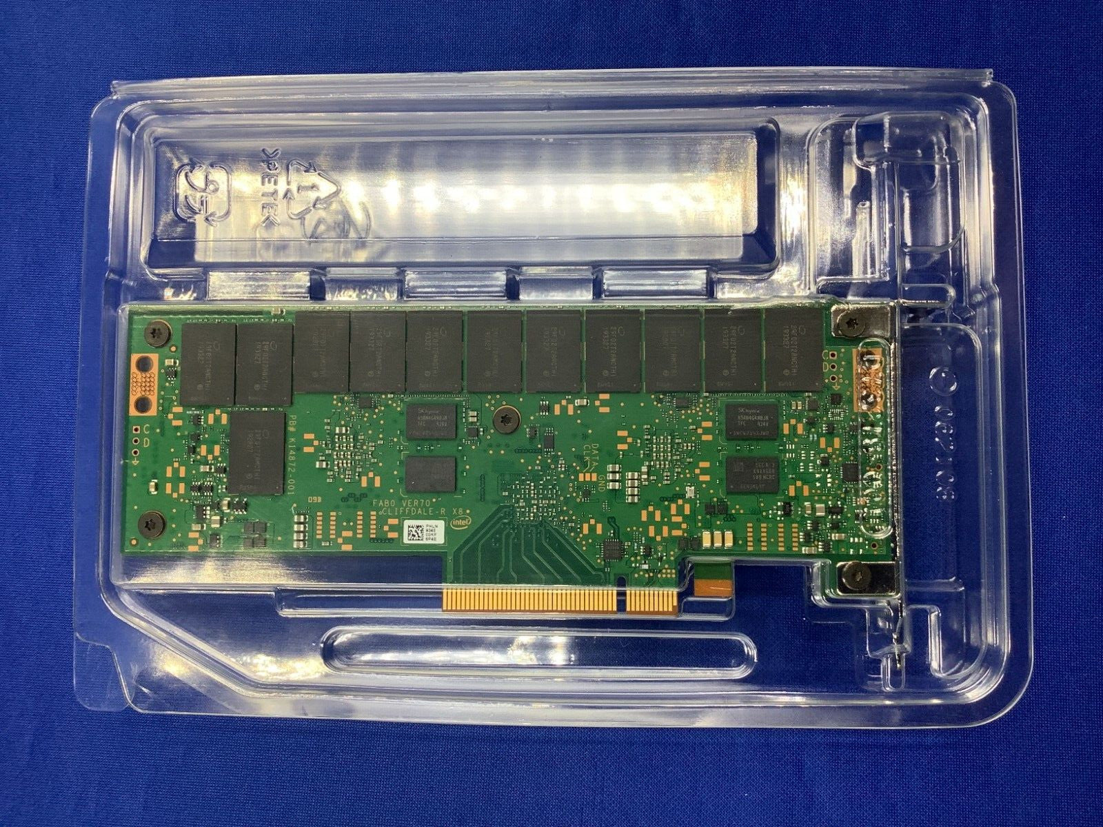 7361454 Sun Oracle Intel SSDPECKE064T8S P4618 6.4TB HHHL PCIe NVMe TLC SSD