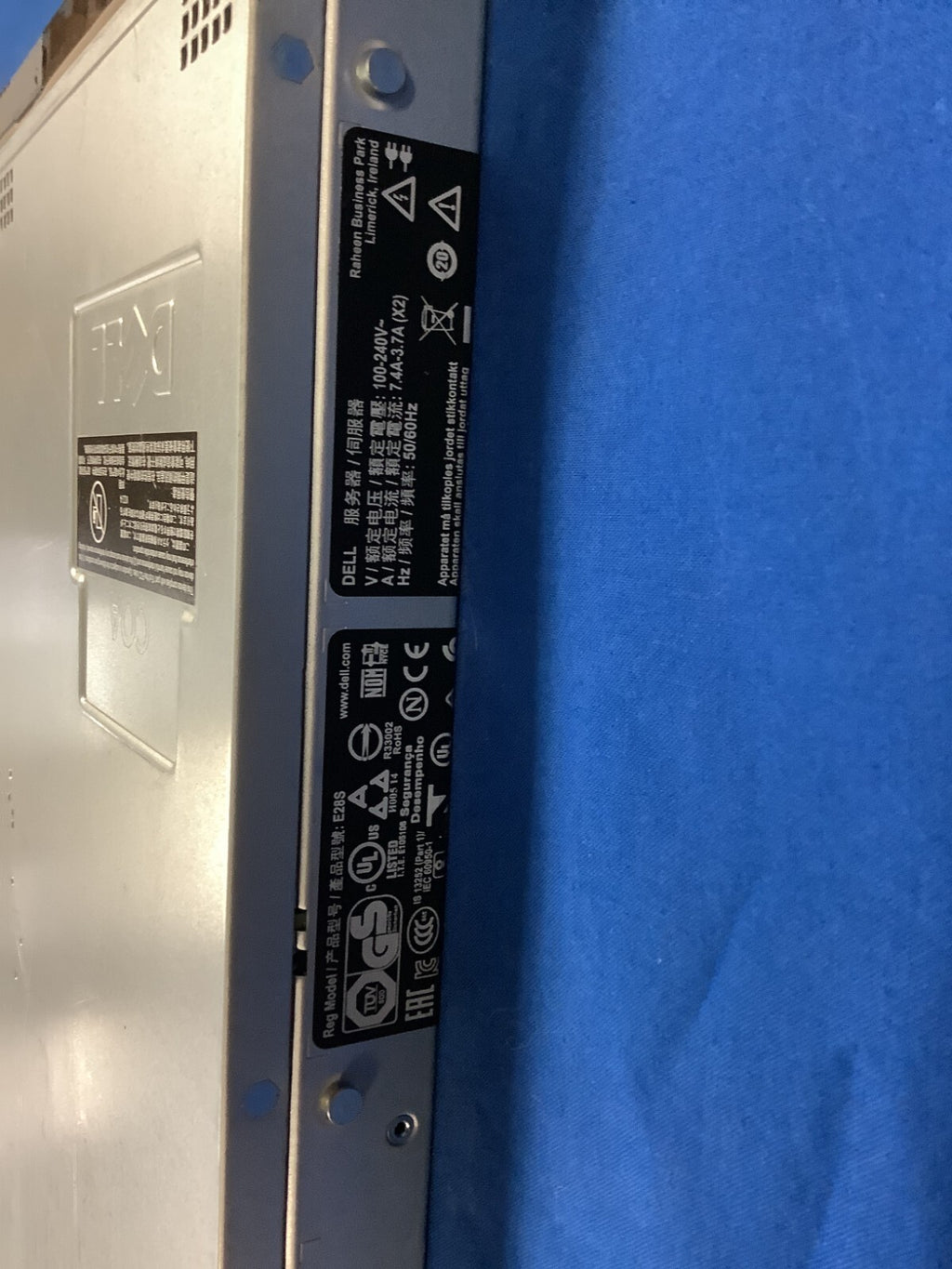 Dell EMC XC430 4-Bay 3.5" MOBO: CN7X8, 2x 550W PSU, Fans, Cables, & 16GB SD Card