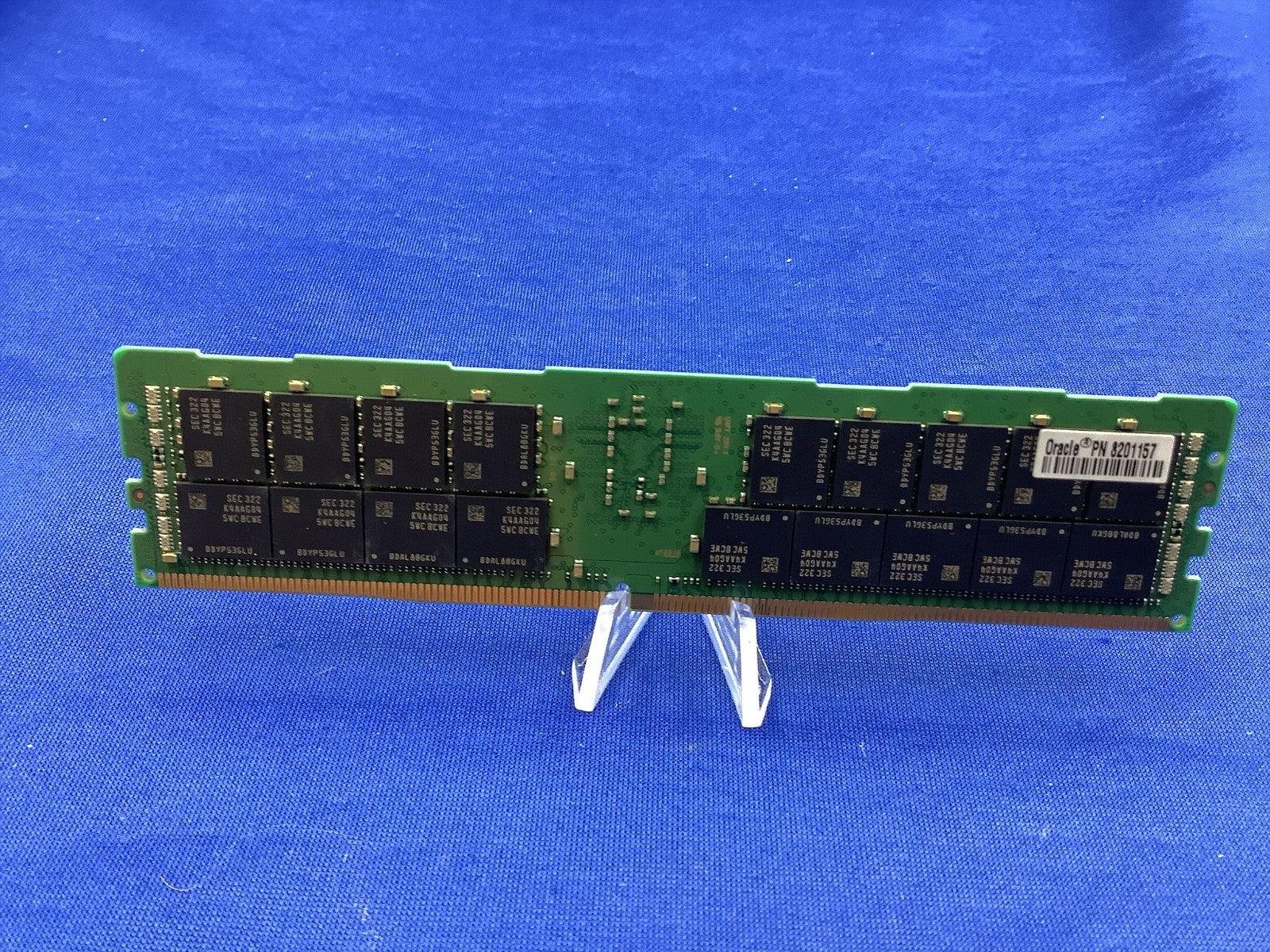 M393A8G40CB4-CWE SAMSUNG 64GB (1X64GB) 2RX4 PC4-3200AA MEMORY