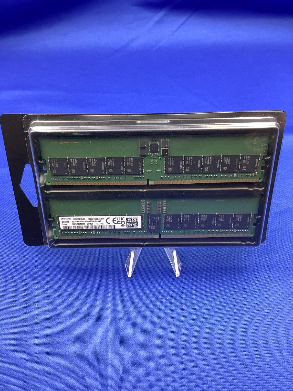 M321R4GA0PB0-CWM SAMSUNG 32GB (1X32GB) 1RX4 PC5-5600B RDIMM MEMORY