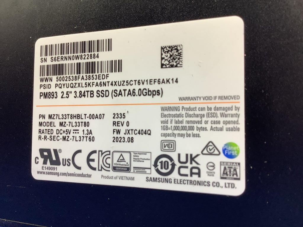 Samsung PM893 Series 3.84TB SATA 6Gb/s 2.5inch Internal SSD MZ-7L33T80