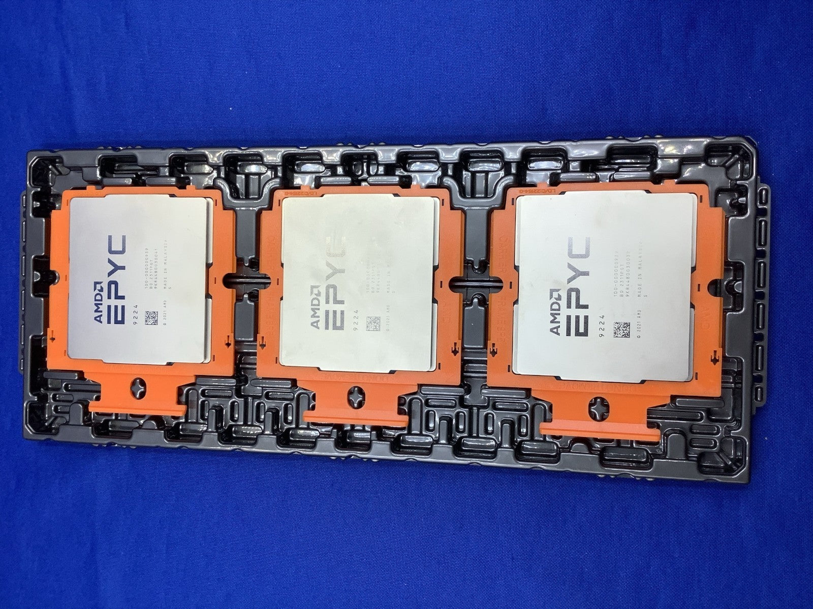 AMD EPYC 9224 24-Core 2.5GHz  SP5 64MB 200W CPU 100-000000939 NO VENDOR LOCK