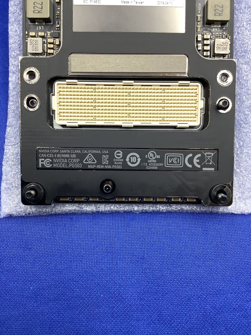 NVIDIA Tesla V100 SXM2 32GB GPU Accelerator V100-SXM2-32GB