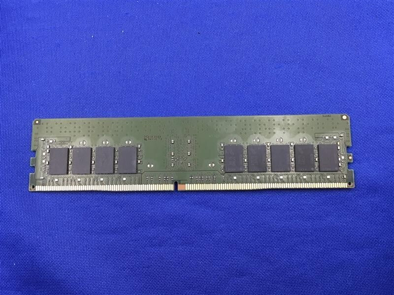 MTA18ASF4G72PDZ-3G2F1 MICRON 32GB (1X32GB) 2RX8 PC4-3200AA RDIMM MEMORY