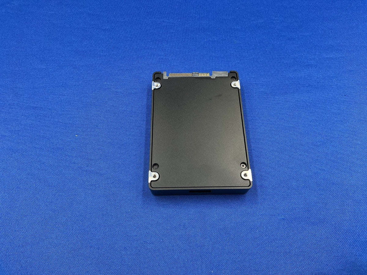 MZ-ILS3T8B SAMSUNG Netapp PM1633a 3.84TB SAS 12Gbps 2.5'' SSD X357A W/O caddy