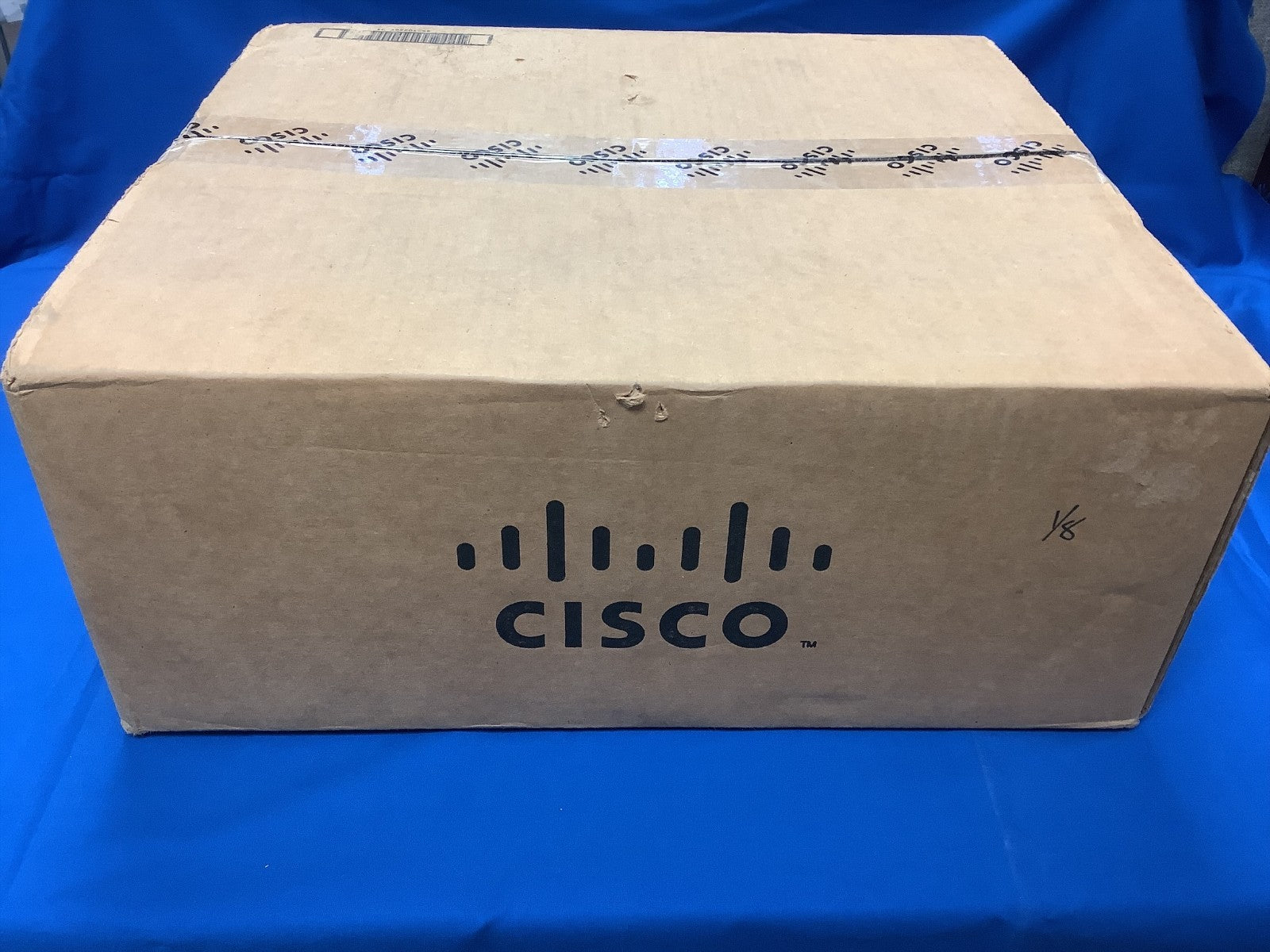 C9200-48P-E Cisco C9200-48P-E Catalyst 9200 48-Port PoE+ Network Essentials  NEW