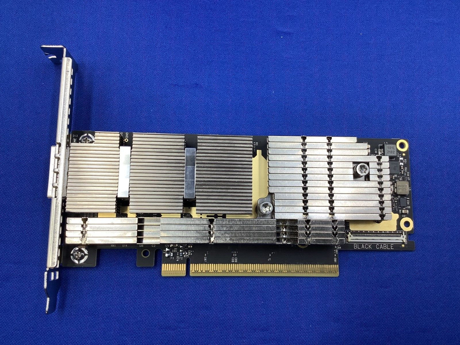 MCX75510AAS-NEAT NVIDIA ConnectX-7 400GbE/NDR IB 1-Port OSFP PCIe 5.0 x16 ADAPTE