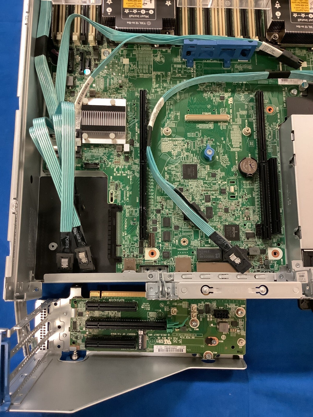 HP 868704-B21 ProLiant DL380 G10 24SFF Server Chassis 800W PSU MB#P11782-001