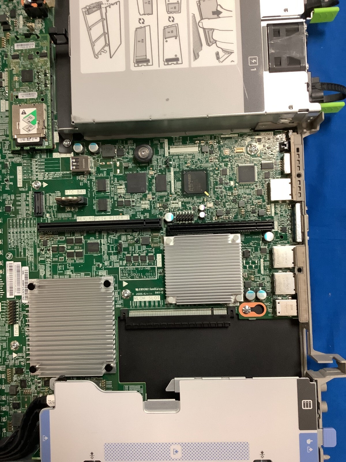 Cisco UCSC-C220-M5SX 10-Bay Barebones ; MOBO# 15015-1, 2x1600W PSU, RAID BATTERY