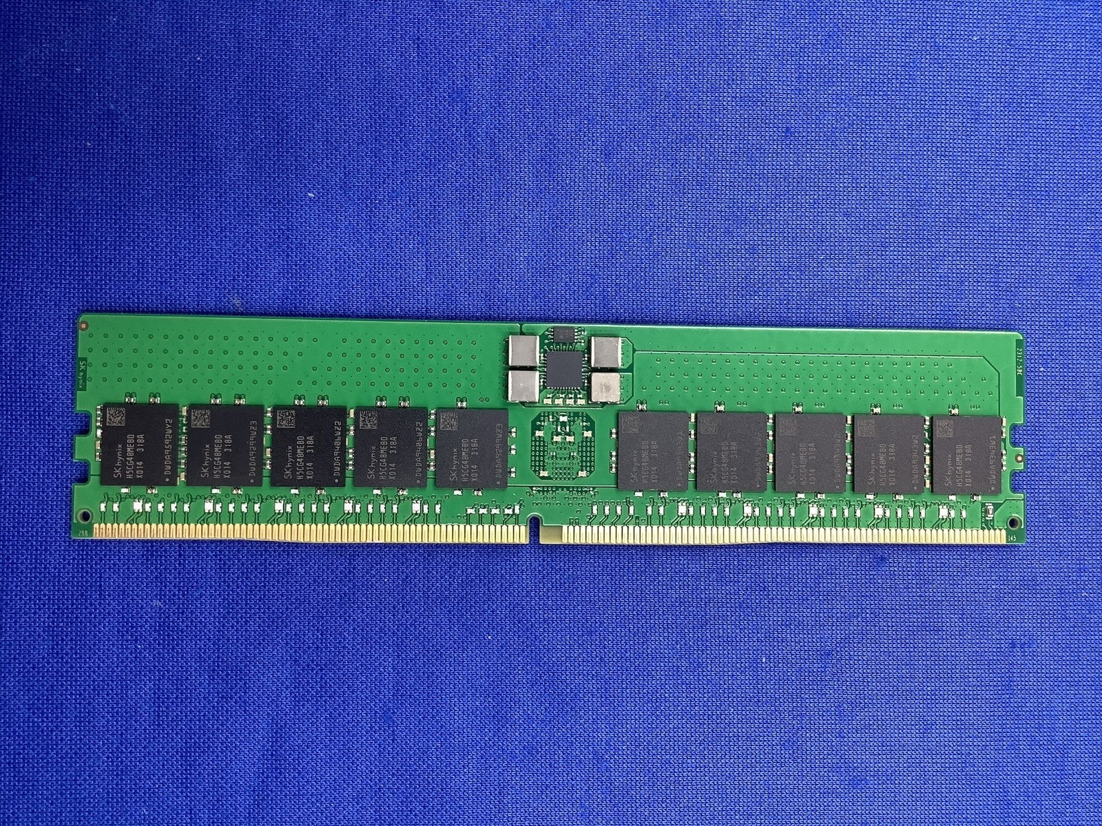 HMCG88MEBRA113N HYNIX 32GB (1X32GB) 2RX8 PC5-4800B RDIMM MEMORY