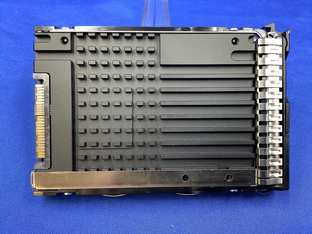 P22754-B21 HPE 15.36TB NVMe PCIe 3.0x4 U.2 READ INTENSIVE 9300 PRO P23102-001