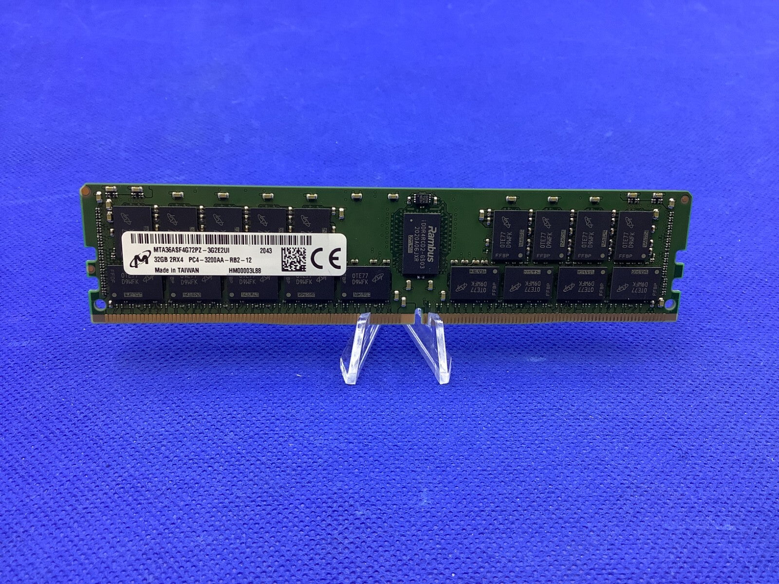 MTA36ASF4G72PZ-3G2E2 MICRON 32GB (1X32GB) 2RX4 PC4-3200AA MEMORY