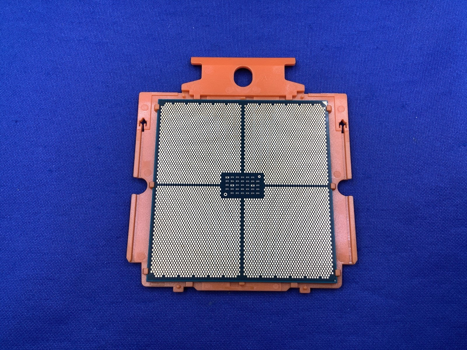 AMD EPYC 9224 24-Core 2.5GHz  SP5 64MB 200W CPU 100-000000939 NO VENDOR LOCK
