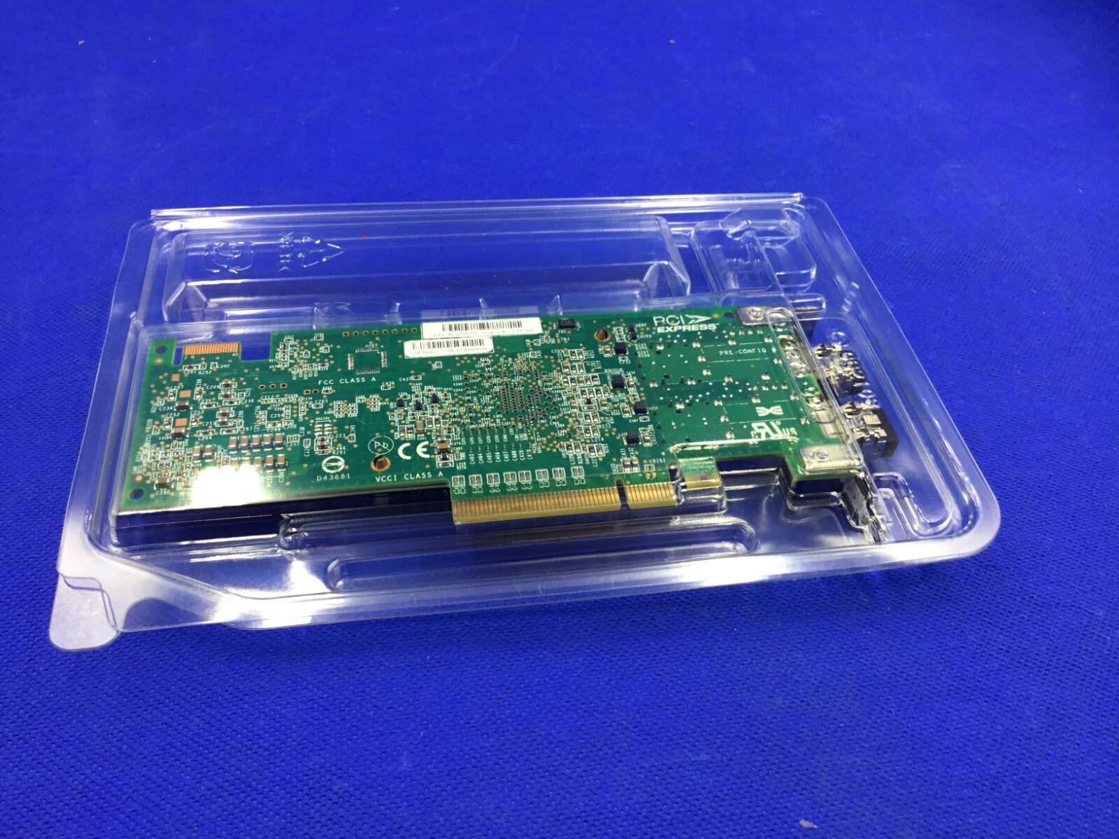 CISCO UCSC-PCIE-E16002 EMULEX LPE16002B-M6 16Gb Dual Port Fibre Channel  Adapter