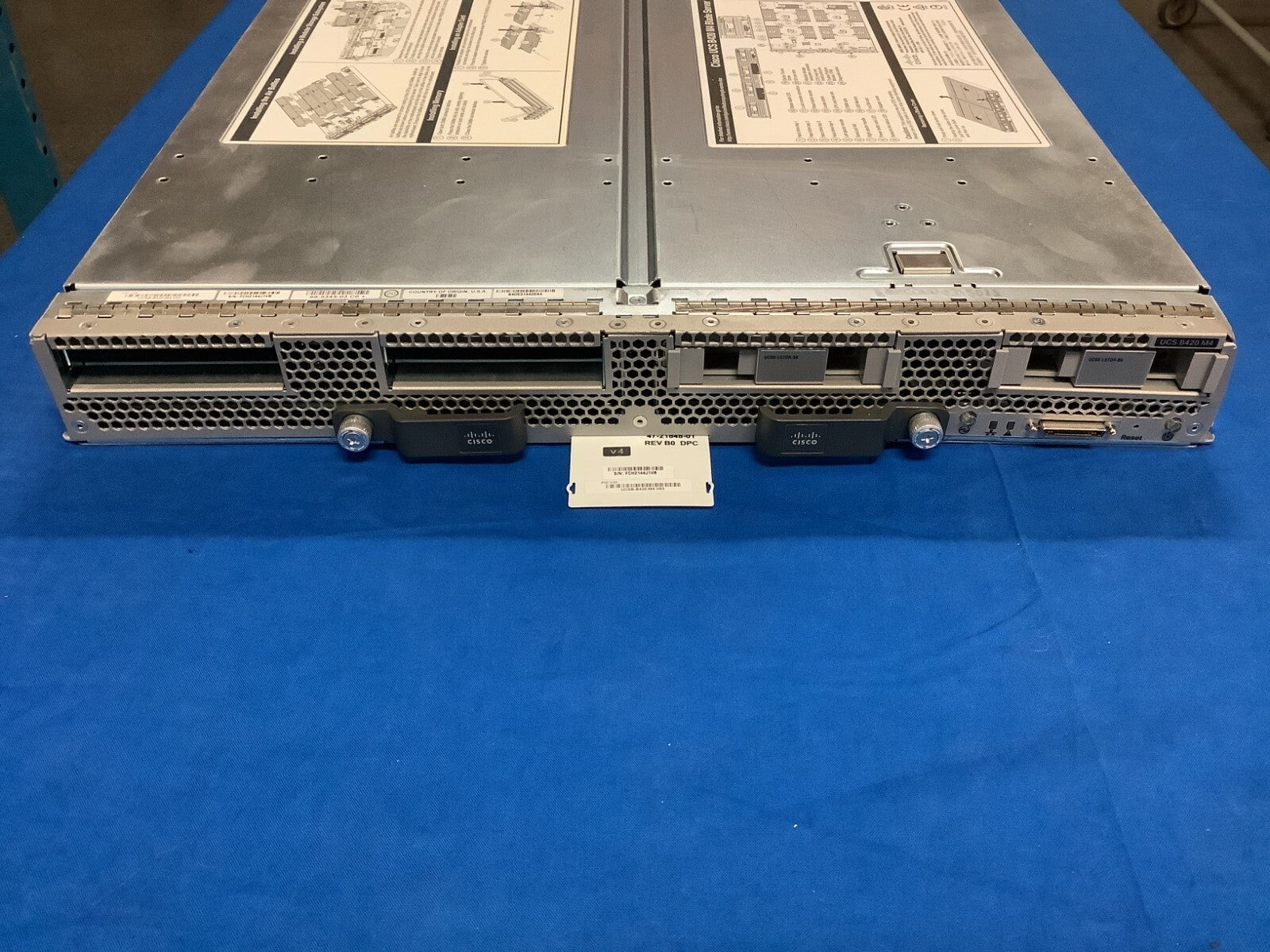 UCSB-B420-M4 V03 Cisco UCSB-B420 M4 B420 M4 Blade Server