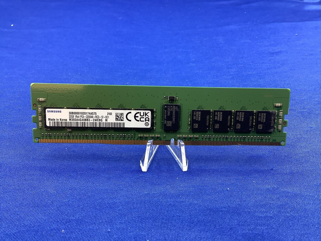 M393A4G40BB3-CWE SAMSUNG 32GB (1X32GB) 1RX4 PC4-3200A RDIMM MEMORY
