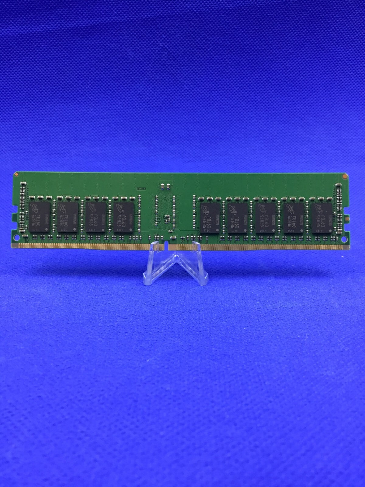MTA18ASF2G72PZ-2G3B1 MICRON 16GB (1X16GB) 1RX4 PC4-2400T DDR4 MEMORY