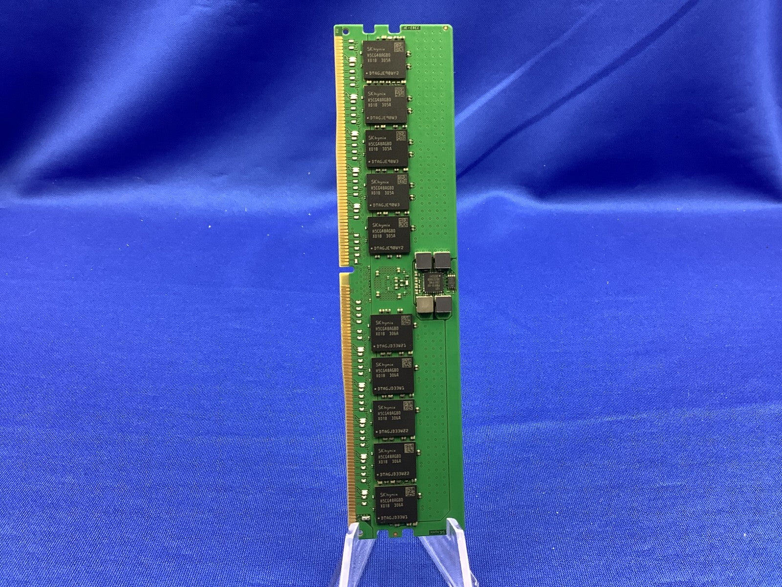 HMCG88AGBRA188N HYNIX 32GB (1X32GB) 2Rx8 PC5-5600B EC8 RDIMM MEMORY