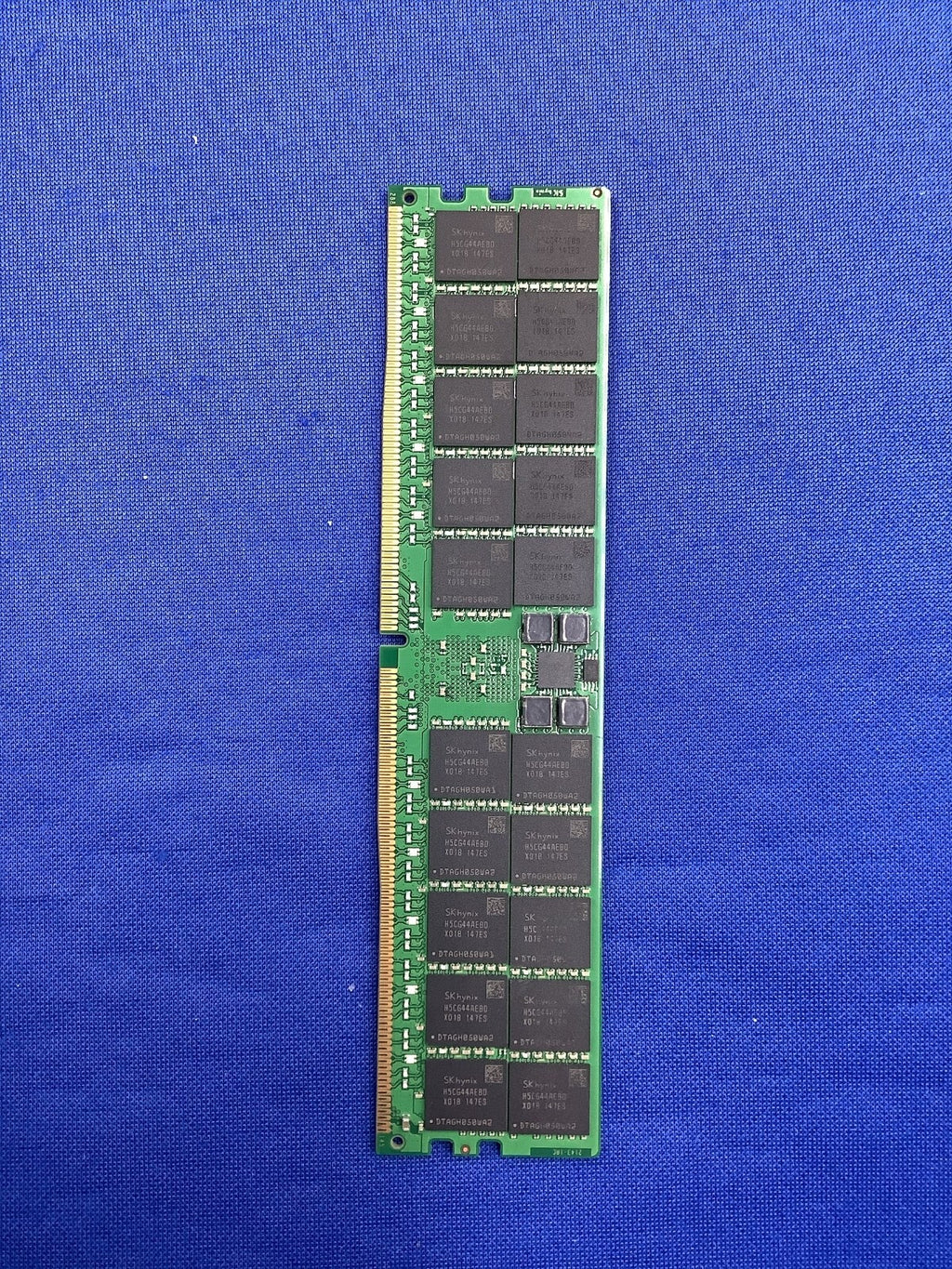 HMCG94AEBRA119N HYNIX 64G (1X64GB) 2RX4 PC5-4800B RDIMM MEMORY
